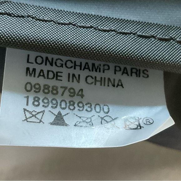 Longchamp Le Pliage Tote - Picture 8 of 8